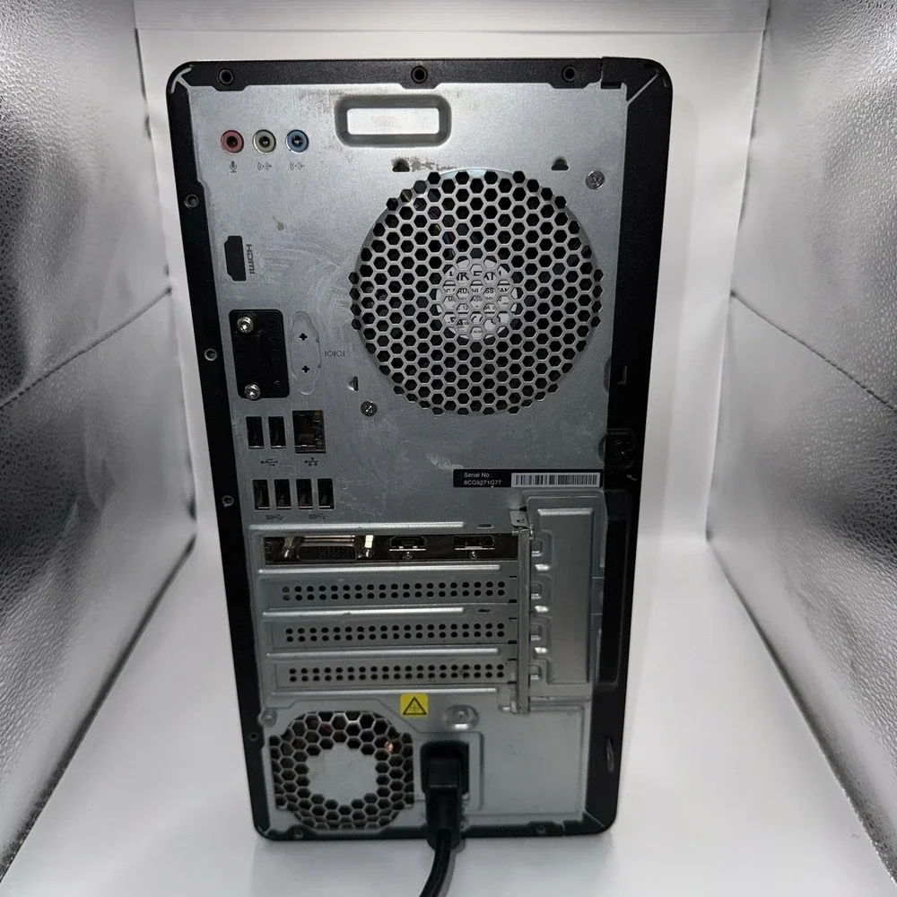 PC HP Pavilion 690-0028 1TB, AMD Ryzen 5., 3.6GHz, 8GB Gaming Desktop - Black